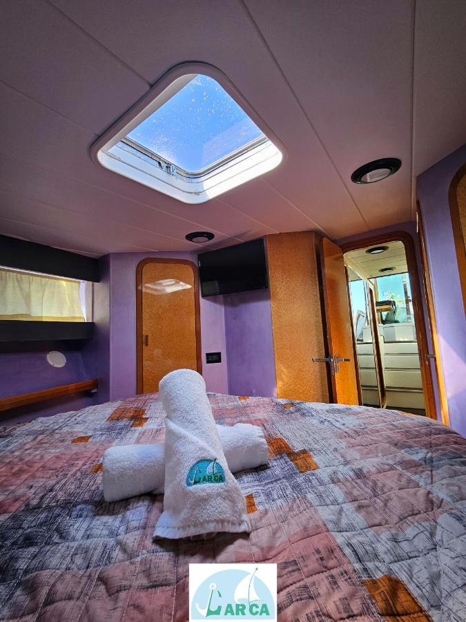 Hotel Boat And Breakfast Monica à Naples Extérieur photo